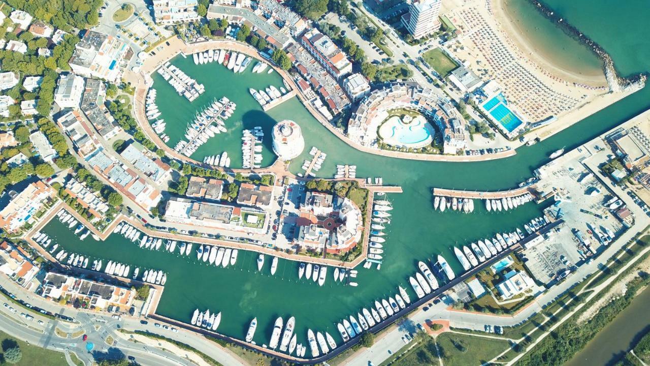 Portoverde Luxury Houseboat Misano Adriatico Ngoại thất bức ảnh